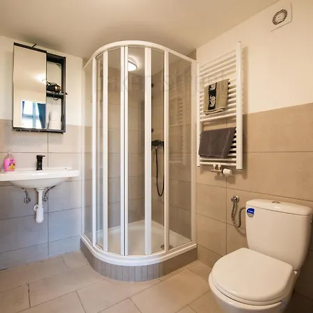 Stylish With Bunk Bed Prague